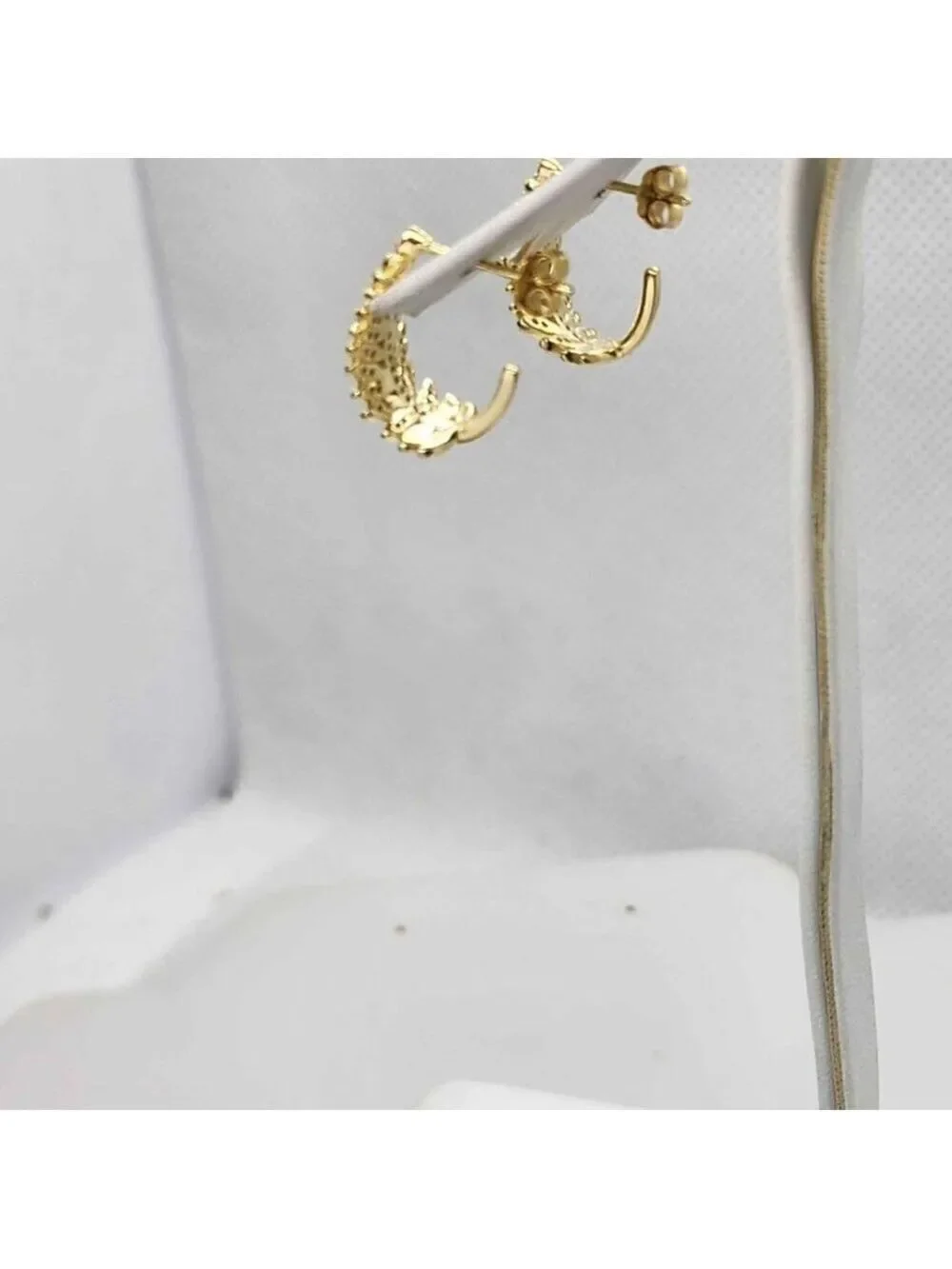 Brand New  Sterling Silver 925 Leaf Earrings